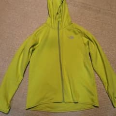 Mサイズ　ノースフェイス  パーカーのサムネイル