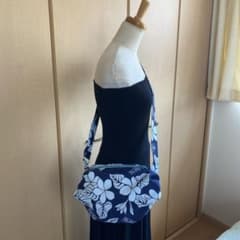 ハワイアンショルダーバッグ❤️ボディバッグにもなります❤️handmadeのサムネイル