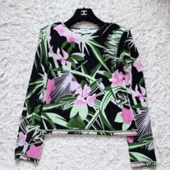 極美品△正規品 レオナール ファッション レディース 総柄・花柄 フロントリボン 半袖 カットソー LL マルチカラー タオル地ポーチ付き♪ ハンカチ F62F841113 | LEONARD (Women)/レオナール | 三越