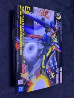 ガンプラ　一番くじ E 賞 ウイング ガンダム ゼロ ソリッドクリア 2024のサムネイル