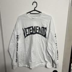 VETEMENTS WORLD TOUR ロングスリーブTシャツ ロンT - メルカリ