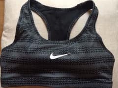 NIKE ナイキ スポーツブラのサムネイル