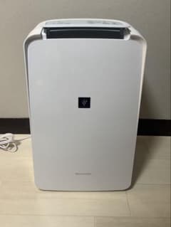 ⭐︎SHARP 除湿機 ホワイトCV-R71-W 2024年製 シャープ - メルカリ