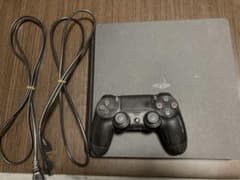 PlayStation 4 本体 + コントローラーのサムネイル