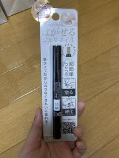 剥がせるジェルネイル　シルバーラメのサムネイル