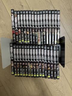 進撃の巨人　コミックのサムネイル