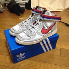 値下げ ナイキ バンダル ウルトラマンカラーのサムネイル
