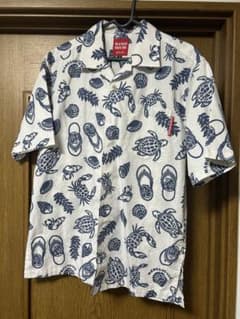 マンゴハウス　MANGOHOUSE アロハシャツ　かりゆしウェアのサムネイル