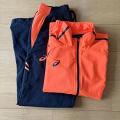 アシックスASICS ジャージ上下セット XL　ランニング　スポーツ　オレンジ ASICS ジャージ上下セット オレンジ/ブラック - メルカリ