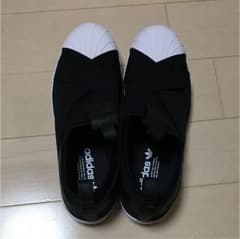 値下げしました！adidas スリッポン 黒 27㎝のサムネイル