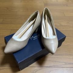 menue（パンプス）freely（フリーリー）幅広4Eポインテッドトゥのサムネイル