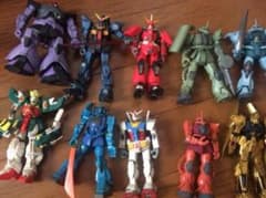 ガンダム ソフビ可動式フィギュア10体のサムネイル