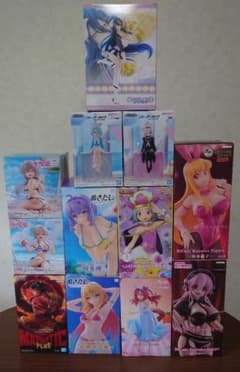 値下げ中】プライズフィギュア 12体セット - メルカリ