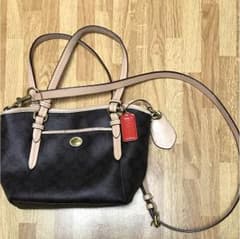 ラスト２時間！！2/17までタイムセール価格coachショルダーバッグのサムネイル