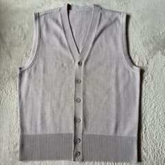 UNIQLO ニットベスト Vネック ベージュのサムネイル