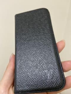 LOUIS VUITTON iPhone7 スマホケース　カバー　手帳　タイガのサムネイル
