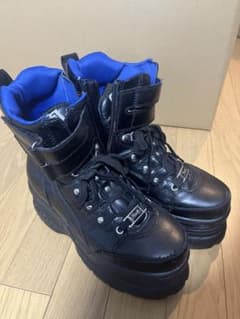 【美品】最終値下げ  YOSUKE ブーツ 厚底のサムネイル
