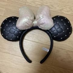 ディズニー　ミニーマウス カチューシャ(ブラックレザー風) パールデザインのサムネイル