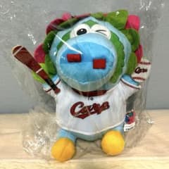 広島東洋カープ スラィリー BIGぬいぐるみ ～ウィンク～ - メルカリ