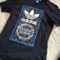adidas　Tシャツのサムネイル