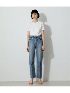 CENTER PRESS DENIM TAPERED　デニムパンツのサムネイル