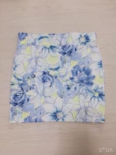 値下げ中 GRL 花柄 タイトスカートのサムネイル