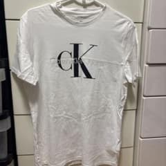 カルバンクライン　 MONOGRAM LOGO T-SHIRTのサムネイル