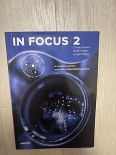 IN FOCUS 2 英語学習テキストのサムネイル
