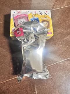 ちいかわchoco box〈ラッコ〉のサムネイル