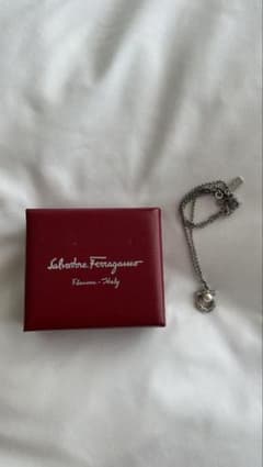 Salvatore Ferragamo ネックレス パール付きのサムネイル