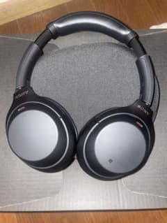 Sony WH-1000XM4ワイヤレスヘッドホンのサムネイル