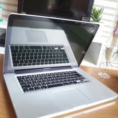 MacBook Pro 15-inch, Late バッテリー新品！のサムネイル