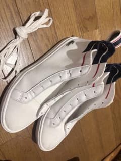 Lacoste メンズホワイト ハイカットスニーカーのサムネイル