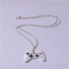シルバー PS コントローラー  ネックレスのサムネイル