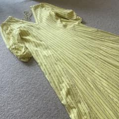ヌキテパ　ワンピース　黄色のサムネイル