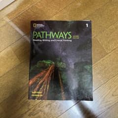 PATHWAYS 1 読解・作文・批判的思考のサムネイル