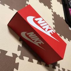ナイキ べナッシのサムネイル