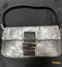 激レア✨FENDI ハンドバッグ マンマバケット スパンコール - メルカリ