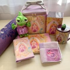 ラプンツェル パスカル Disney Tangled 10 Yearsのサムネイル