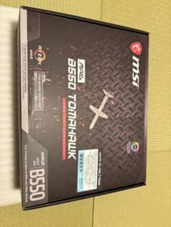 MSI B550 TOMAHAWK マザーボードのサムネイル