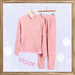 ふわふわもこもこ ルームウェア上下セット ペアルック 防寒 パジャマのサムネイル