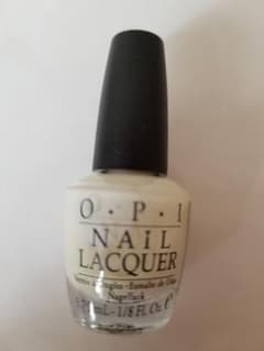 O.P.I  ネイルラッカー ファニーバニー　3.75mlのサムネイル