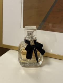 【残量9割程】YSL イヴ・サンローラン モンパリ オーデパルファム 30m…のサムネイル