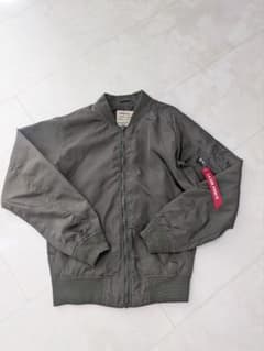 MA-1ジャケット オリーブグリーン Mのサムネイル