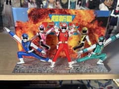 m54714316128_1.jpg?1761806838