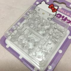 透明ピアスのサムネイル