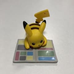 非売品　読売新聞　ピカチュウ　フィギィアのサムネイル