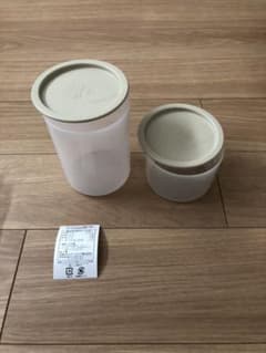 新品　タッパーウェア　キャニスター２個セットのサムネイル