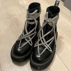 【Dr.Martens × Rick Owens】ブーツのサムネイル