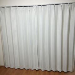 現行品　ニトリ　カーテンのサムネイル
